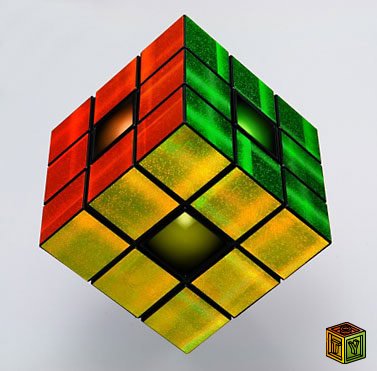 Кубик Рубика с дыркой